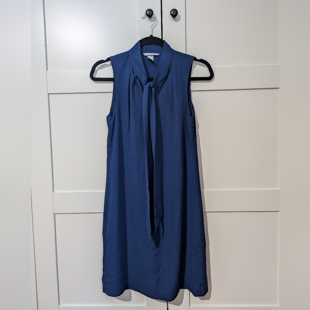 H&M Navy Blue Bow-Tie Shift Dress, Size 0